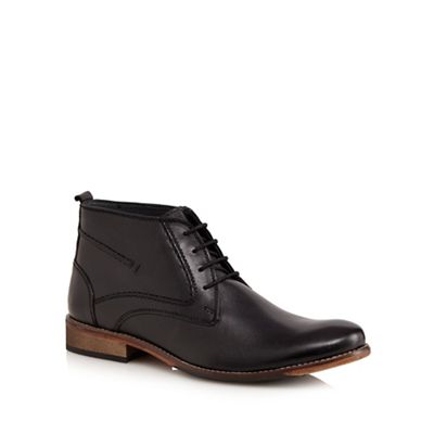 Black 'Noah' leather chukka boots